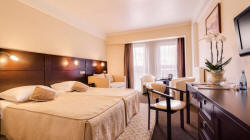 Готель Aurora SPA Мендзиздроє відпочинок на морі 03