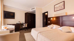 Готель Aurora SPA Мендзиздроє відпочинок на морі 04